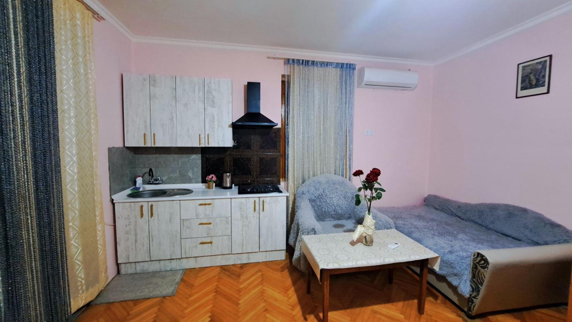 Beautiful Apartment In Old Tbilisi Eksteriør bilde